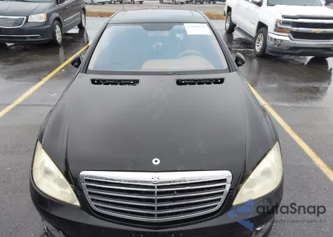 2008 Mercedes-Benz S 550 из США, поврежденный, VIN WDDNG71X98A163294